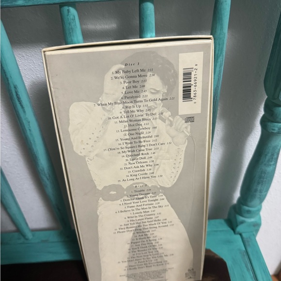 $5 bundled - Elvis collector CD set - Picture 2 of 9